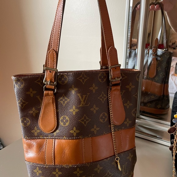 Louis Vuitton Marais bucket pm - Picture 2 of 16